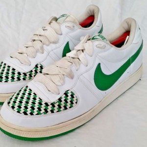 Very Rare Nike Low Legend 310130-131, White/ Black/ Green Woven Front